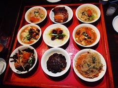 -蓝田九大碗民俗食府(蓝田店)