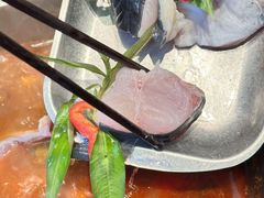 -野山舂·贵州现舂酸汤火锅(鸿通城店)