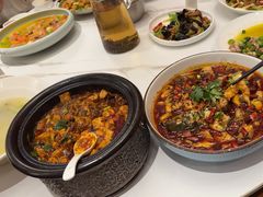 -万重锦·人文川菜馆(骡马市店)