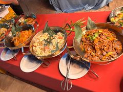 -亚龙湾希尔顿自助餐厅·海鲜·烧烤·沙滩BBQ·现场乐队