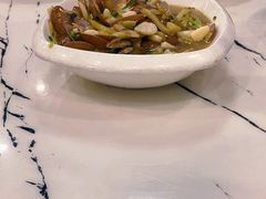 -凤凰路何眼镜香辣蟹(花果园店)