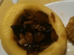 荷香小炒肉-镜泊湖酒家(兴华街金鼎店)
