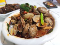 -凤凰路何眼镜香辣蟹(花果园店)