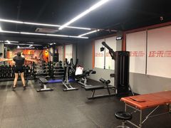 器械区-佳禾健身(三元里店)
