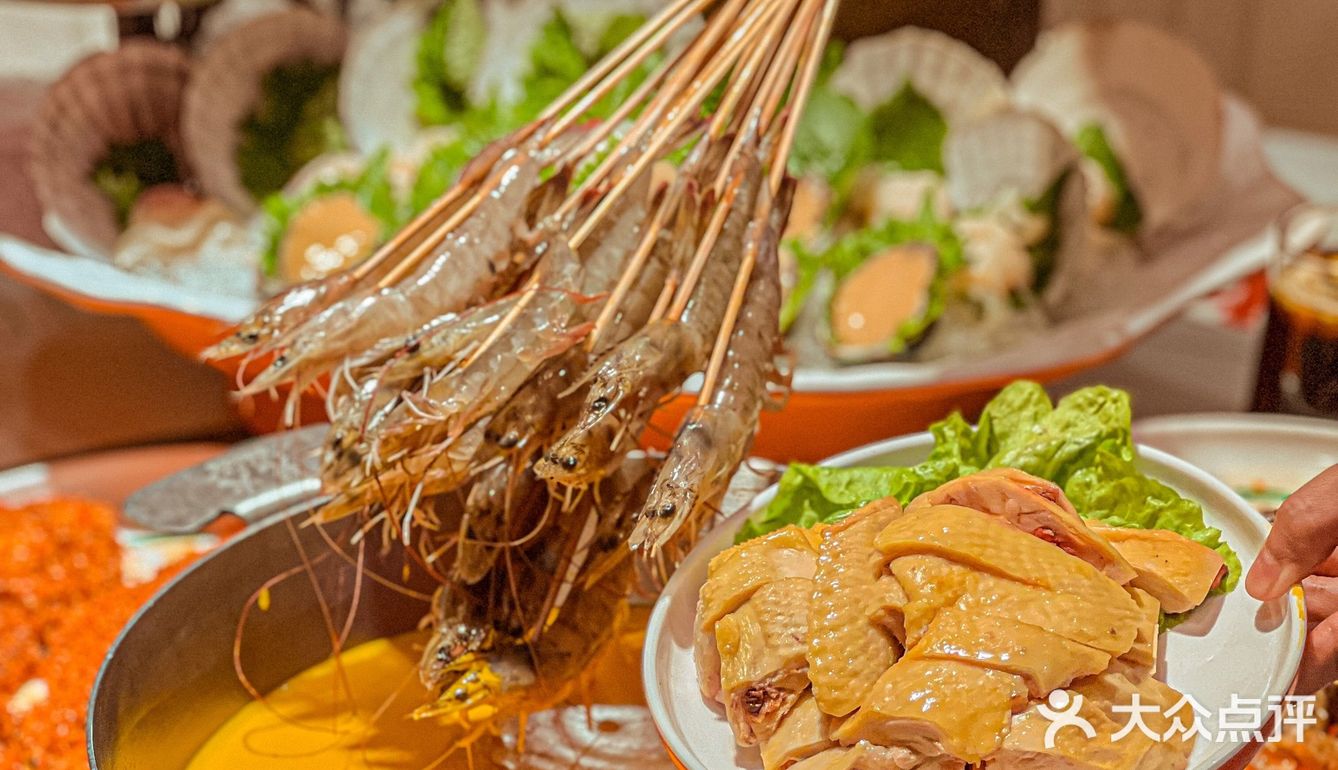 这家港风极致的花胶鸡店真的狂拍三百六十五张才过瘾❗️