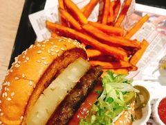 -The Habit Burger Grill 哈比特汉堡(爱琴海店)