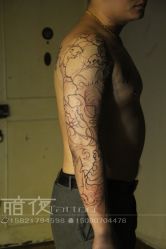 -暗夜tattoo纹身工作室