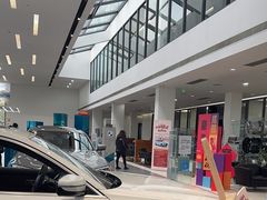 -上海宝信宝马4S店