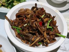 -关东小磨东北菜(漕河泾印象城店)