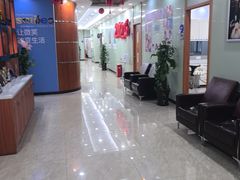 -茂菊口腔连锁(浦东南路店)