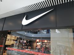 -耐克(恒隆广场店)