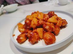 菠萝咕噜肉-川人百味(天津远洋未来广场店)