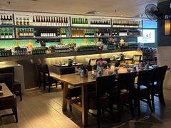 -大头虾越式风味餐厅(光明广场店)