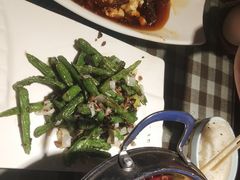 -川人百味·水煮活鱼(赛罕万达店)