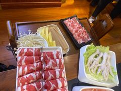 -沸炉重庆老火锅(军事博物馆店)