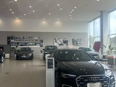 -上海永达奥诚奥迪4S店(申江路店)