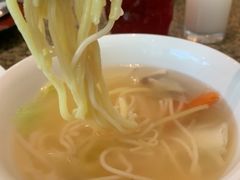 -怡咖啡海鲜自助餐厅(浦东香格里拉店)