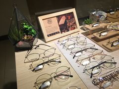 -Trend1881视光·蔡司视觉(领展广场店)