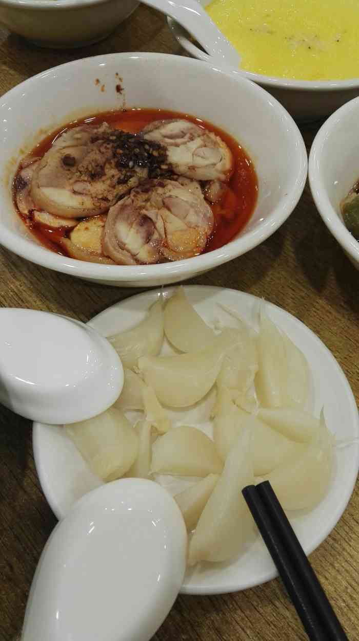 57度碗碗湘-"用蒸的方式来做湘菜,非常下饭.如果你爱吃.