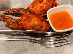 鲜虾胶酿脆皮鸡翅-港丽餐厅(来福士店)