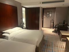 -上海龙之梦万丽酒店