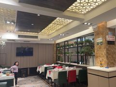 -吴记酱骨炖菜馆(康安路店)