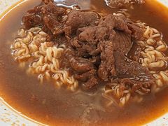 沙爹牛肉公仔面-翠华餐厅(香港国际机场店)