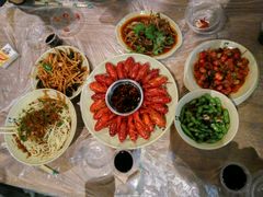 -巴厘龙虾·榜首油焖大虾(音乐学院·沿江酒馆店)