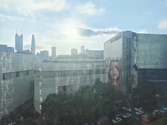 -深圳罗湖东门步行街亚朵X酒店