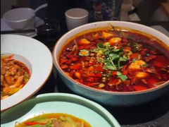 -万重锦·人文川菜馆(骡马市店)