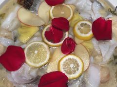 -江渔儿酸菜鱼(港湾1号店)