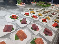 -雍容荟帝王蟹活龙虾展台自助(IFS黑金店)