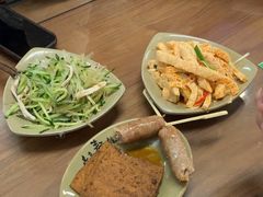 -亮亮面馆(经六路店)