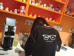 -LOHO眼镜(上海晶耀前滩商场店)