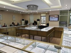 -威德钻石-克拉钻大本营(南京东路店)