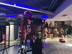 -格易美游泳馆健身房(新昆仑店)