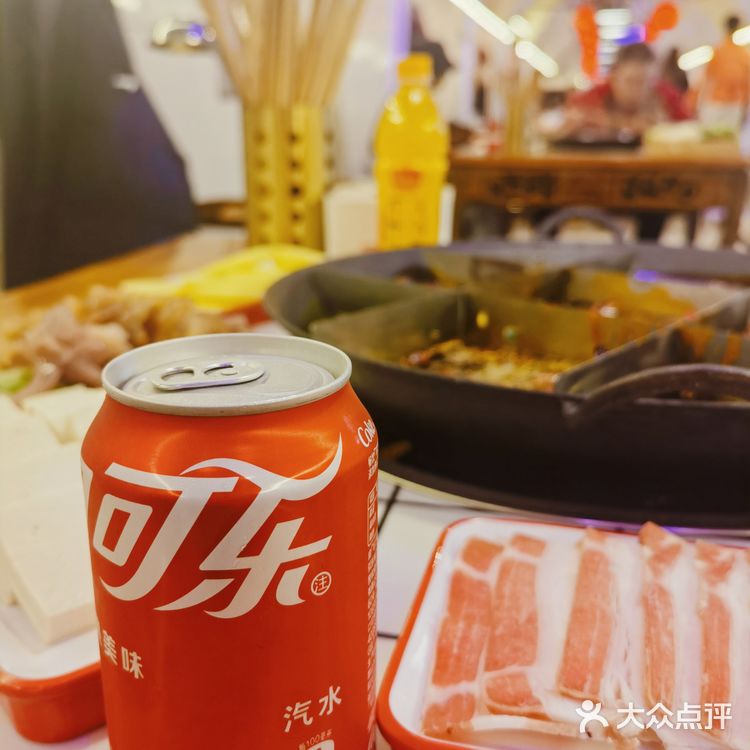 就这九宫格老火锅，谁能顶得住啊！！