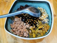 -李杰一家三口·李串串·重庆火锅串串香(开发区万达金街店)