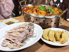 -贯贯吉·清真餐厅(浙江中路店)