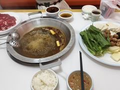 -撒拉人家.酸菜牦牛肉火锅