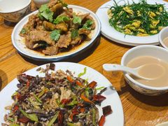 -蒙艾里民族传统菜蒙餐