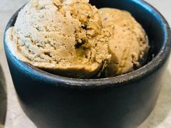 牛肝菌冰淇淋-半山腰·云南菜(侨福芳草地店)