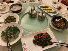 -东豪园林海鲜酒家(南港路辅路店)