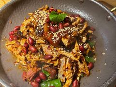 手撕扁担鸡-吃饭皇帝大(解放西路店)