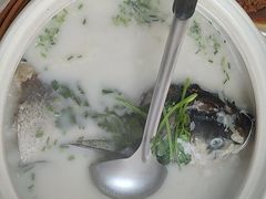 -天乐农家鱼头王(天目湖店)