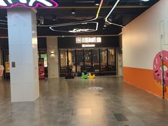 -川骄海鲜自助(王府井奥莱UP TOWN店原世界之花店)