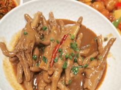 姜辣酱烧凤爪-鑫小城故事·藕汤·家常菜(台北一路总店)