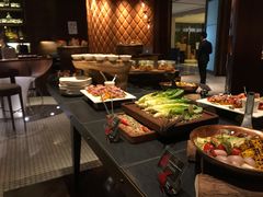 -恰餐厅及酒吧 CHAR Bar & Grill (北京丽都皇冠假日店)