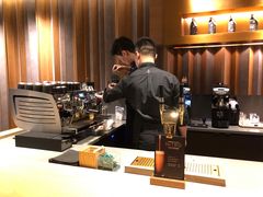 -星巴克臻选(济南恒隆店)