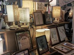 -邊城書店